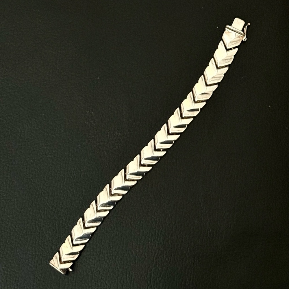 925 Sterling Silver Milor made in Milan Italy Chevron design bracelet